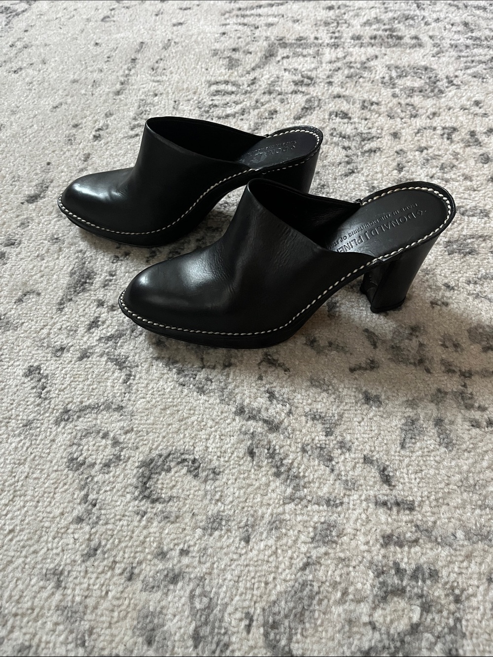 Donald J. Pliner Black Leather Slip-On Heeled Mules with Contrast Stitching